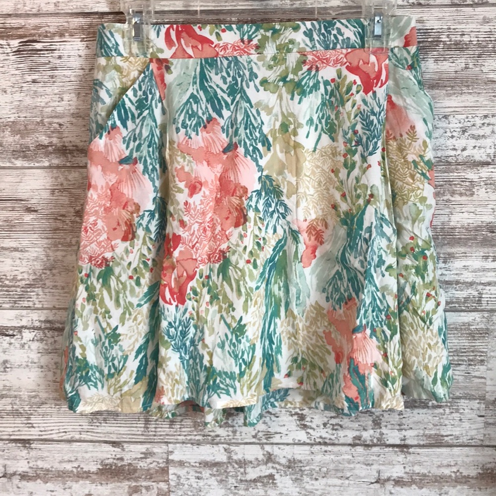 Flowery skirt